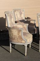 Partie de mobilier de salon en bois peint blanc mouluré, dos… (photo 4)