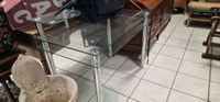 Un bureau moderne en verre piétement chrome. (photo 4)