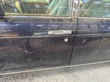 an image of a car with a broken door handle