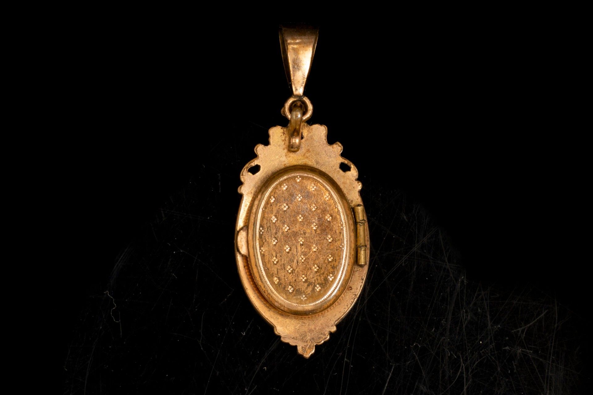 Bijoux & Pierres Précieuses