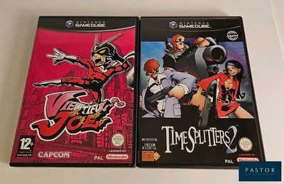 two video game cases with the cover of two cartoon characters