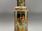 une image représentant un grand vase orné d'une peinture