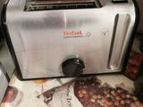 a toaster sitting on top of a kitchen counter