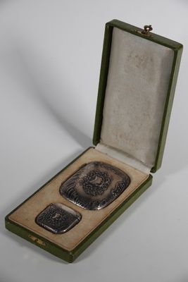 ETUI contenant un porte-cigarette et un porte-allumettes en …