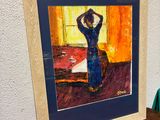 tableau représentant une femme en robe bleue debout devant une fenêtre