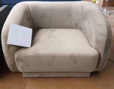 Fauteuil MILEY MICADONI en velours capuccino, dimensions: 10…