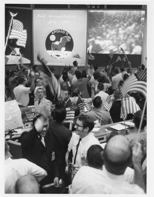 une vieille photo en noir et blanc montrant une foule de personnes lors d'un congrès