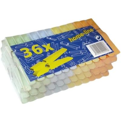 un paquet contenant 36 bâtonnets de cire