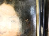 une photo d'un tableau représentant une femme en robe noire