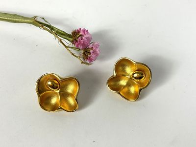 Boucles D'oreilles Oscar De La Renta | Fleur Blanche Et Goutte Cristal | Plaqué Or | Neuf Sans Emballage