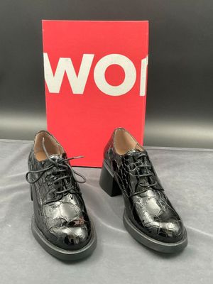 WONDERS, Taille 36, modèle Kastel Jayne, derbies en cuir ver…