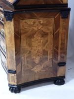 Commode scriban en placage de noyer et prunier, l'abattant d… (photo 4)