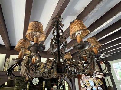 LUSTRE en fer forgé, 1ère moitié XXème, hauteur : 80 cm, dia…