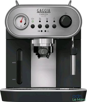 Machine à café expresso Gagglia Cappuzzia avec distributeur de lait intégré et distributeur de lait