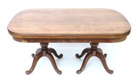 Table de salle à manger en bois de placage à côtés arrondis,…