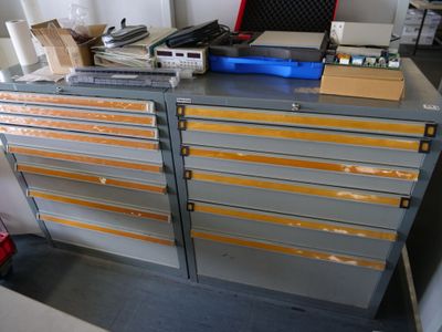2 MEUBLES TIRO-CLAS, 90 x 62 x 105, 6 TIROIRS ET 8 TIROIRS
