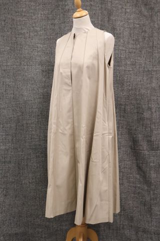 Sophie D’HOORE, créatrice Belge - Robe longue 100% coton beige. T...