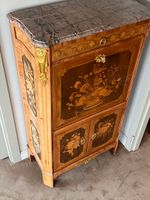 Secrétaire en bois de placage à décor richement marqueté de … (photo 3)