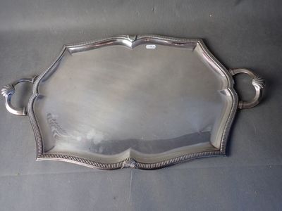 Plateau en métal argenté décor coquille , dim 59x36 cm - Photo 1