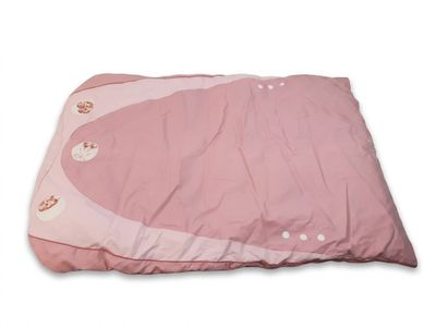 ROSE - Cette housse de couette arbore des motifs de fleurs a…