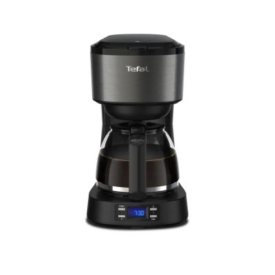 gros plan d'une cafetière sur fond blanc