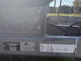an image of a truck with a trailer attached to it ' s back