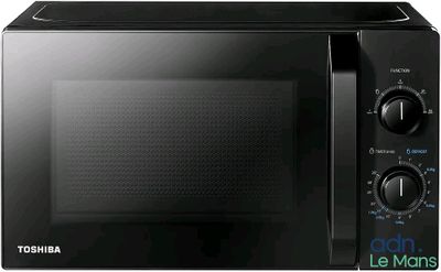 Le micro-ondes est noir et dispose d'une minuterie sur la face avant.
