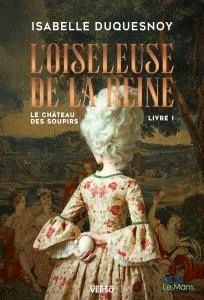 la couverture d'un livre sur laquelle figure l'image d'une femme vêtue d'une robe à motifs floraux