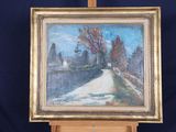 une peinture à l'huile représentant une route avec des arbres et une maison en arrière-plan