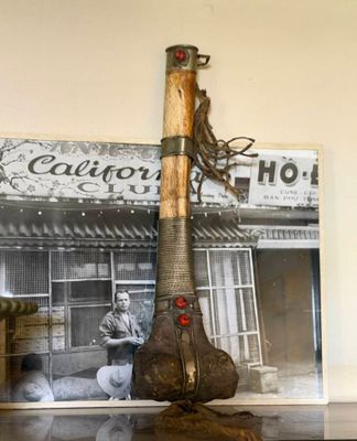 a picture of a baseball bat on a table