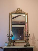 Paire de candélabres quadripode en métal doré à 5 lumières d… (photo 6)