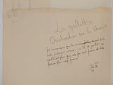 une feuille de papier sur laquelle figurent des notes manuscrites, posée sur une table