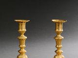 paire de chandeliers anciens en laiton