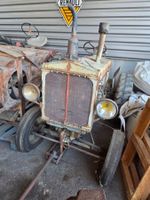 Tracteur agricole RENAULT 304 E. (photo 6)