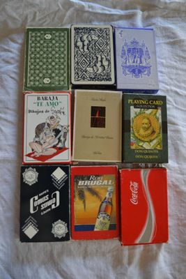 Lot de neuf jeux aux enseignes fantaisie Espagnoles moderne …