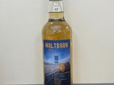 une photo d'une bouteille de Maltburn 18 ans d'âge