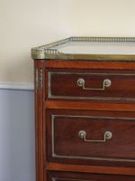 COMMODE DROITE en acajou et placage d'acajou ouvrant en faça… (photo 3)