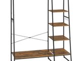 une étagère en bois composée de quatre tablettes et dotée d'une structure métallique