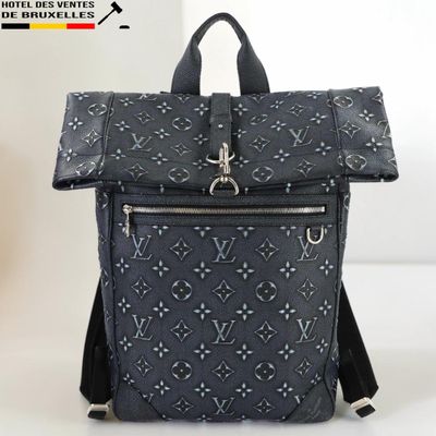 Sac à dos Louis Vu Vu noir et blanc avec finitions argentées