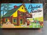 une boîte sur laquelle est représentée une maison