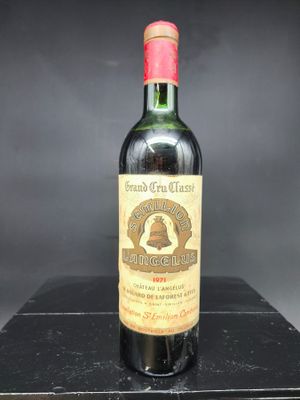 1 Bt CHATEAU ANGELUS(B,et,efs,cla) 1 GCC Saint Emilion 1971