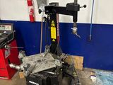 a machine that is sitting in a garage