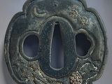 an image of a tsubai with a dragon on it