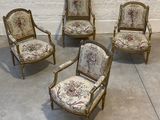 quatre chaises avec rembourrage floral rembourrage rembourrage rembourrage rembourrage rembourrage rembourrage rembourrage