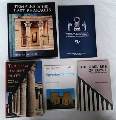 Temples : 1 lot de 5 livres.