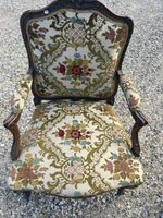 Paire de fauteuils en hêtre, dossiers "à la reine", garnitur… (photo 6)