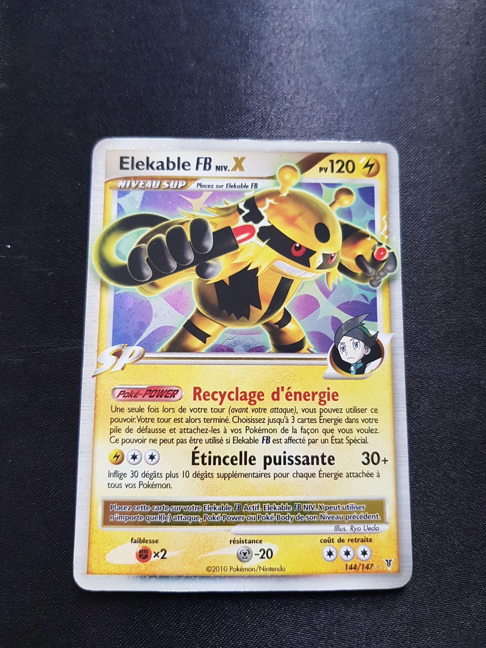 PLATINE Vainqueurs suprêmes - Elekable FB Niveau X 144/147 -…
