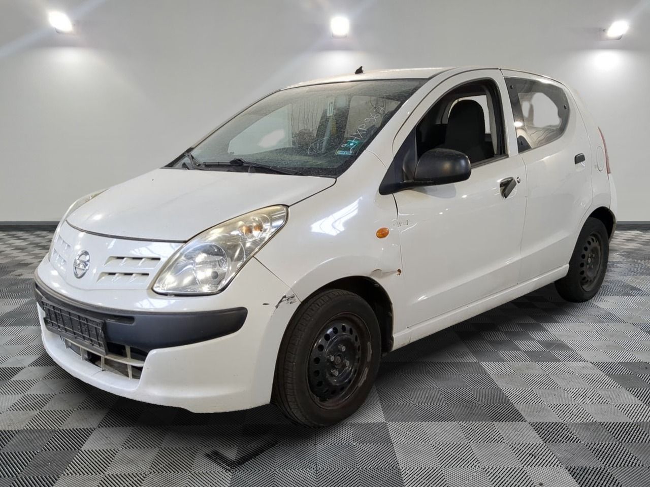 Nissan Pixo 1.0 68 Visia - Voiture d'occasion avec porte passager bloquée