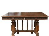 une image représentant une table en bois sur laquelle sont posées deux feuilles