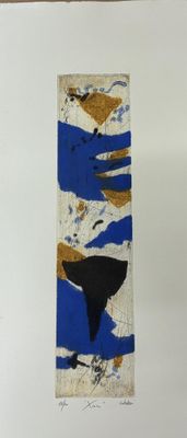 une image d'une œuvre d'art sur une table